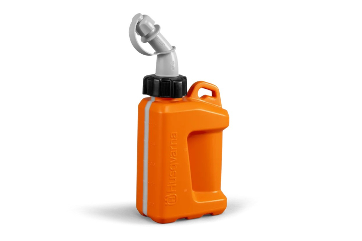 Bidon d'huile Husqvarna pour boîtier de batterie dans le groupe Produits Husqvarna pour la sylviculture et le jardinage / Husqvarna Lubrifiants, Carburants et Equipements de Remplissage / Carburant/Huile Bidons chez GPLSHOP (5472939-01)