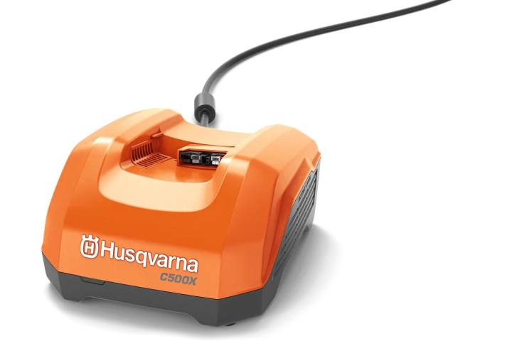 Husqvarna Chargeur de batterie C500X dans le groupe Produits Husqvarna pour la sylviculture et le jardinage / Husqvarna Produits à batterie / Accories Produits à batterie chez GPLSHOP (9707171-01)